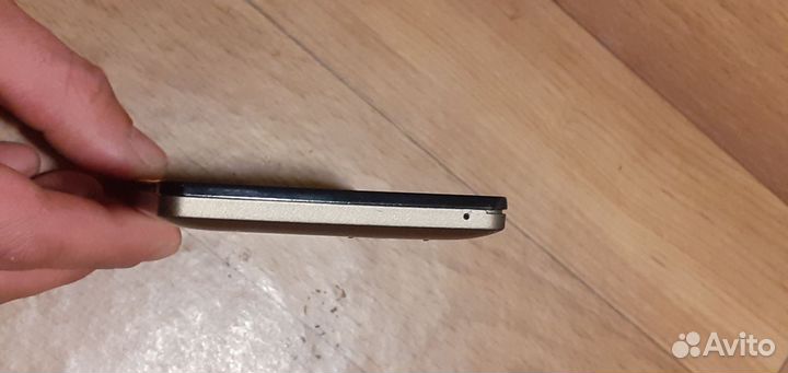 Prestigio Wize C3, 4 ГБ