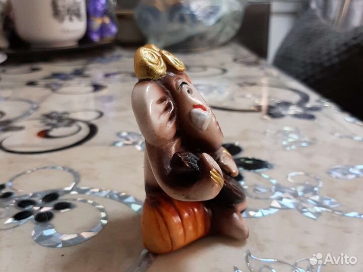 Индийская фигурка