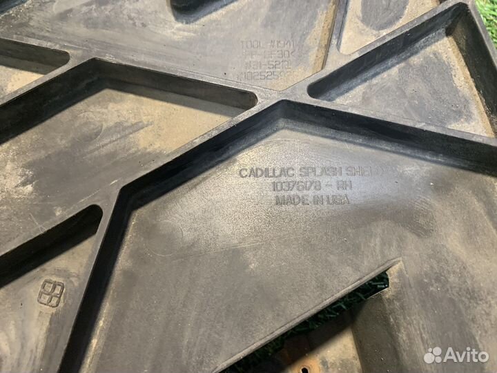 Кронштейн крепления бампера Cadillac Escalade 3