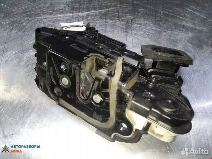 Замок двери передней правой seat Toledo 4 2013