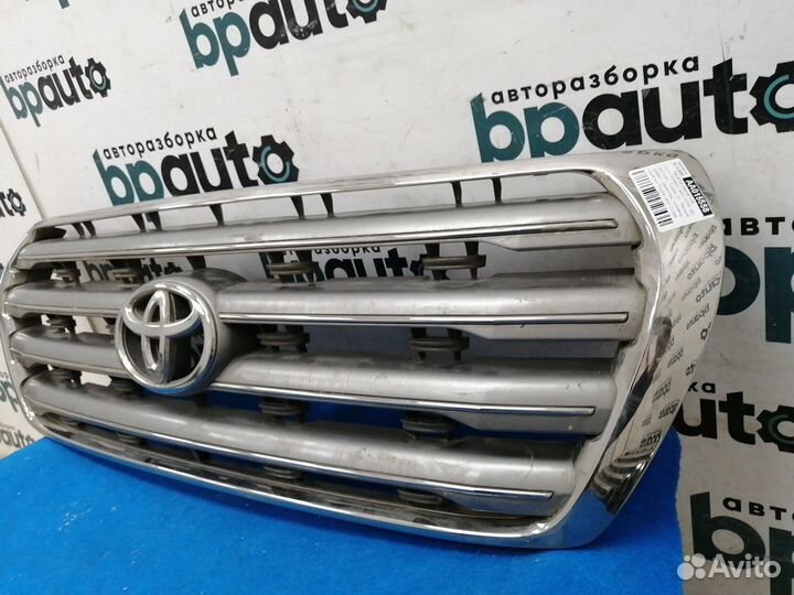 Решетка радиатора 53101-60480 Toyota Land Cruiser