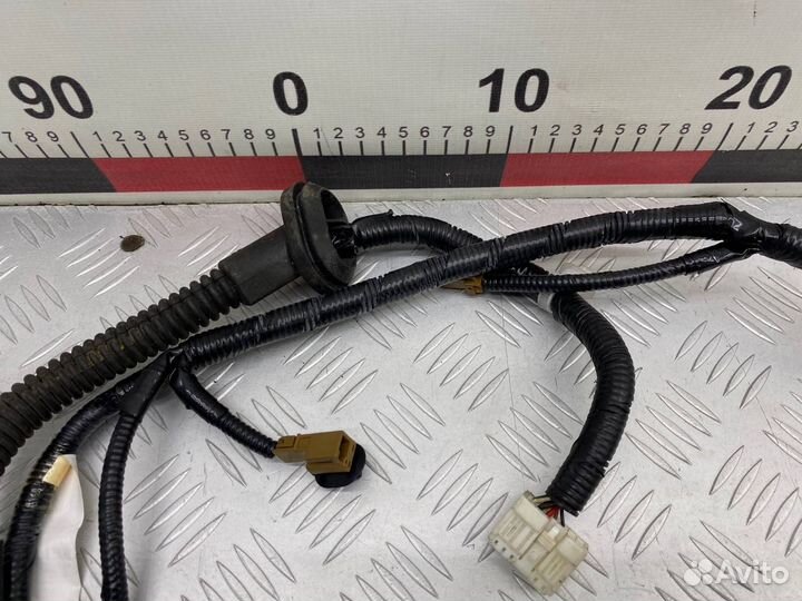 Б/У проводка крышки багажника (коса) задний