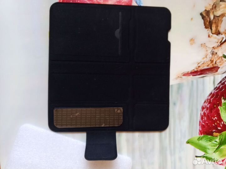 Чехол-книжка для смартфона