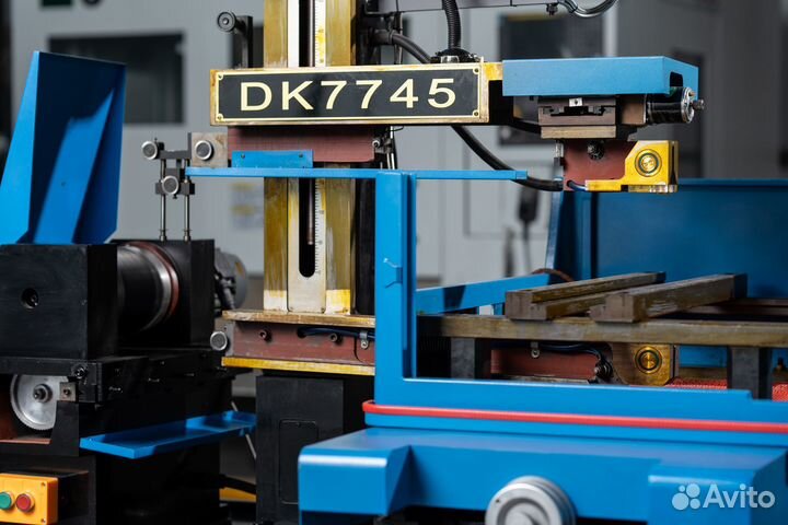 Электроэрозионный станок для резки металла