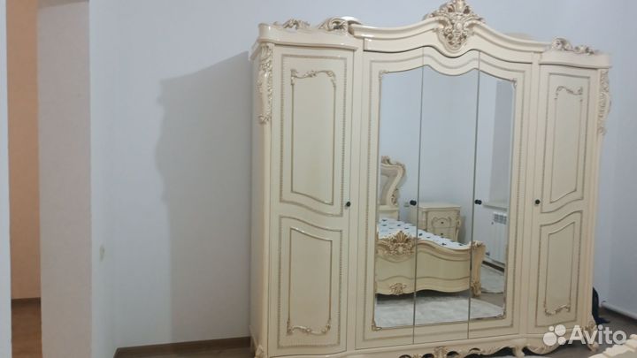 Спальня спальный гарнитур