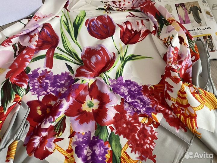 Платок шёлковый, в подарочном конверте с пакетом D