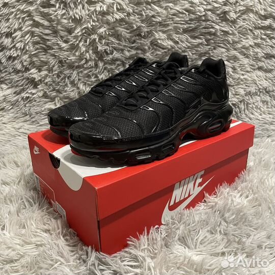 Nike Air Max TN Plus Triple Black