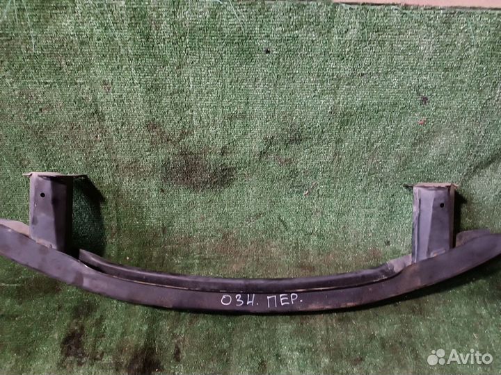 Усилитель переднего бампера Volkswagen Passat