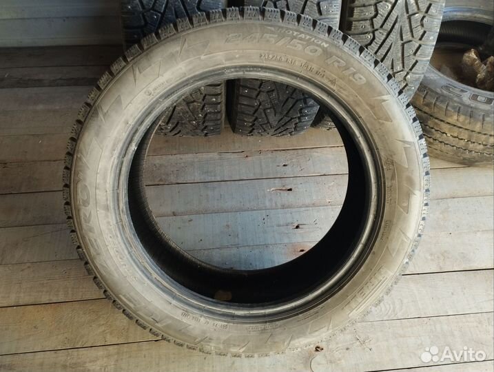 Pirelli Ice Zero 245/50 R19 105H