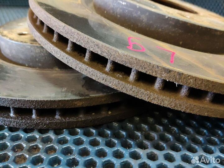 Диск тормозной mitsubishi lancer 9