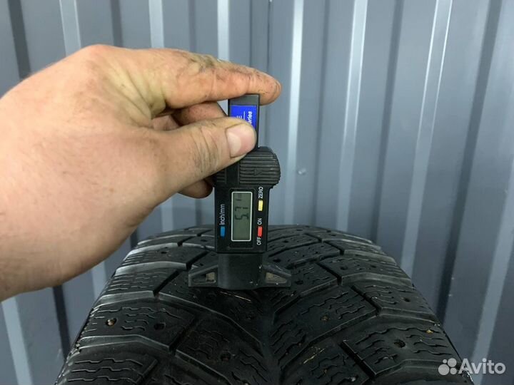 Michelin X-Ice North 4 225/45 R17 94T