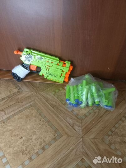 Nerf пистолет с пулями