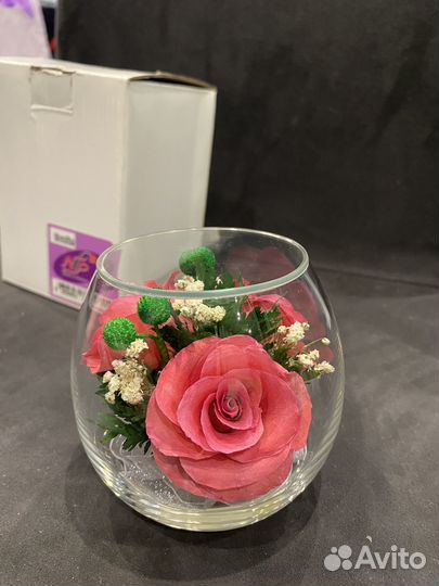 Кувшин с цветком