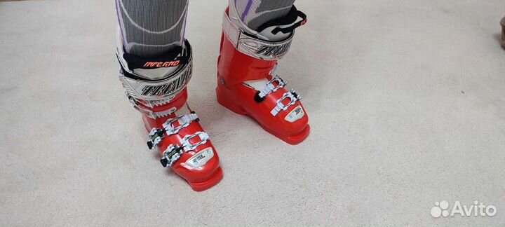 Горнолыжные ботинки Tecnica 22.5 размер 110 жёстко