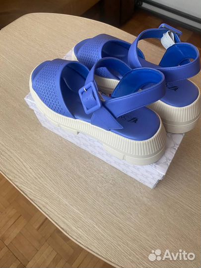 Босоножки женские р. 40