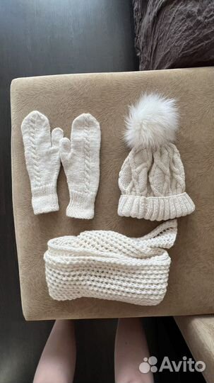 Шапка,шарф и варежки