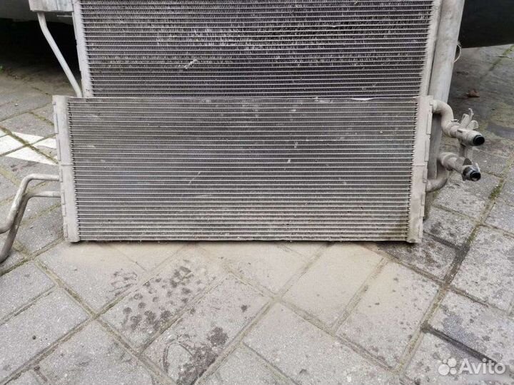 Радиатор доп системы охлаждения Bmw 7 F01 N63