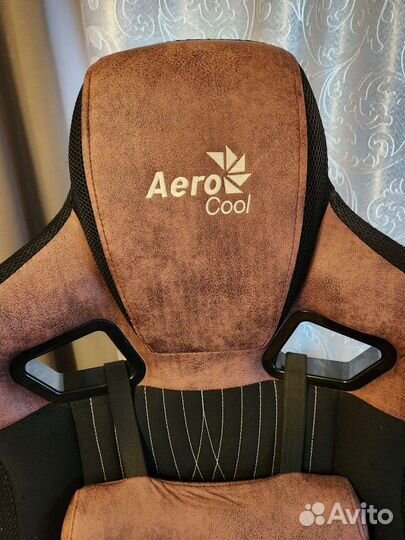 Компьютерное кресло