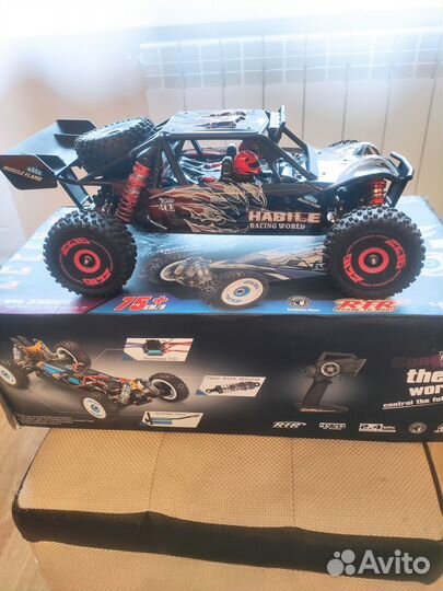 Радиоуправляемая модель WlToys 124016 V2 1:12