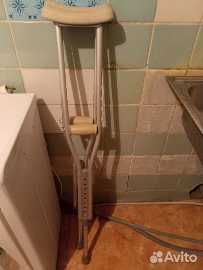 Костыли подмышечные на небольшой рост размер S