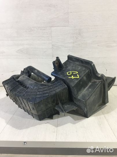 Резонатор воздушного фильтра mazda 3 BK 2.0 мт сед