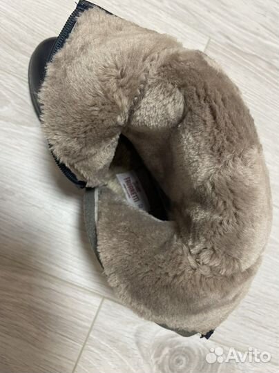 Сапоги для девочки размер 32,новые