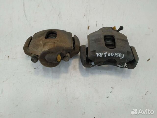 Ford Fusion Fiesta суппорт тормозной передний