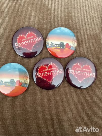 Значки и магнитики к праздникам