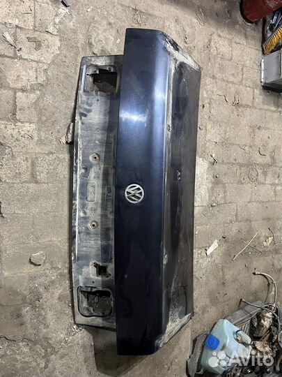 Крышка багажника Passat B3 под сполер