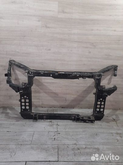 Панель передняя Kia Sorento