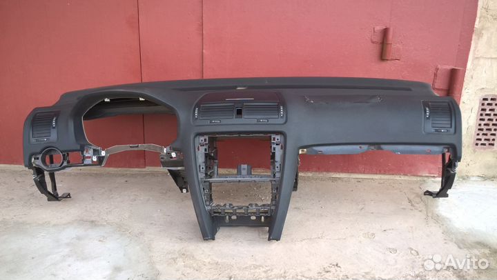 Парприз на skoda Octavia 2012