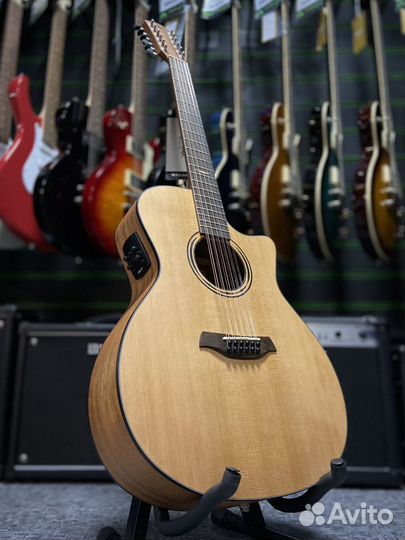 Baton Rouge AR11C/ACE-12 гитара с подключением