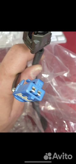 Провод датчика абс задний правый Toyota Camry 50