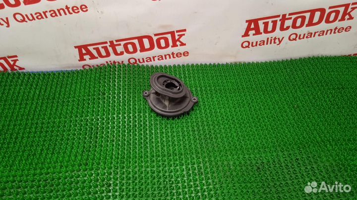 Крышка распределителя рулевой рейки LHD