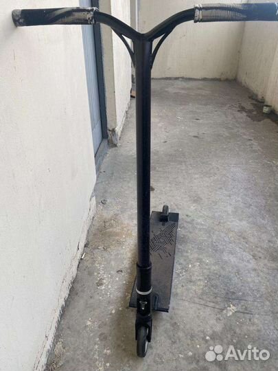 Самокат трюковой 