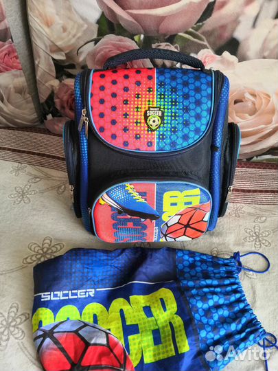 Портфель школьный