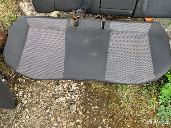Задний диван kia rio 2 хэтчбек