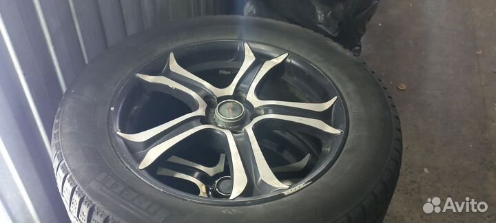 Комплект зимних колес Pirelli R18