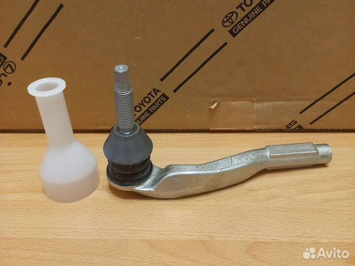 Мерседес наконечник рулевой тяги A205460000564