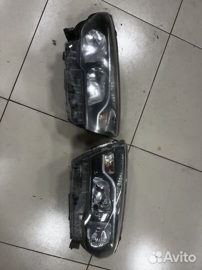 Фары от весты