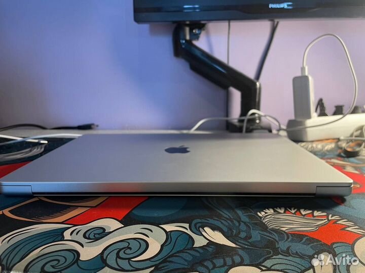 Macbook pro 16 m2 max 32gb 1tb