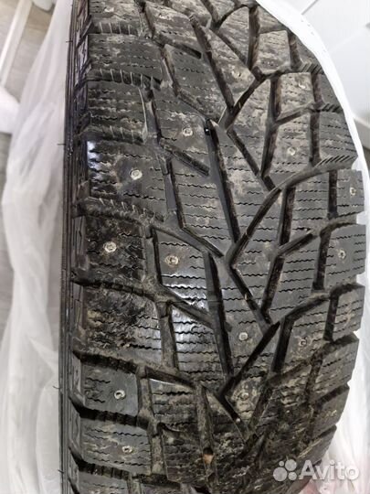 Dunlop Grandtrek Ice 02 235/65 R18