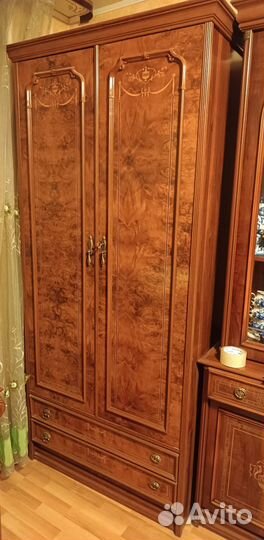 Платяной шкаф Испания