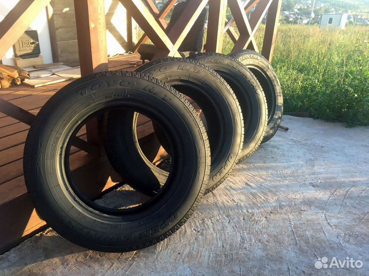 Toyo Open Country H/T 225/65 R17 102H