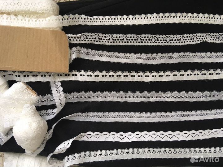 Тесьма кружевная отделочная декоративная