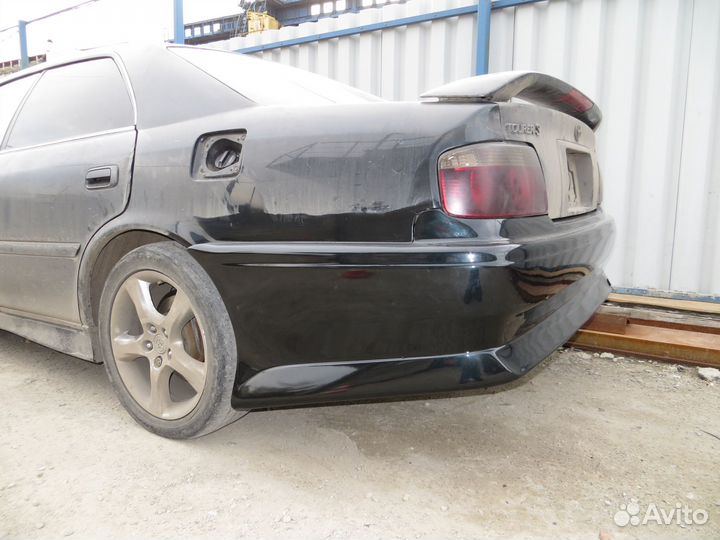 Toyota Chaser JZX 100 Бампер задний Uras