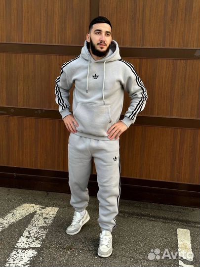 Спортивный костюм Adidas