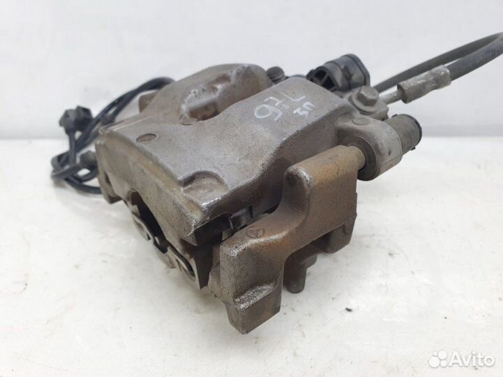 Суппорт задний левый Mercedes-Benz C W205 2.0 2014