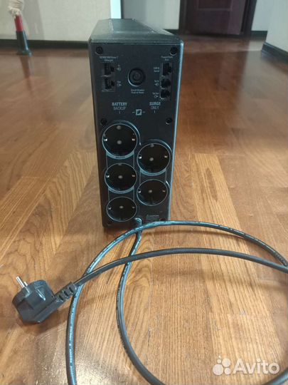 Ибп APC Back-UPS Pro 900