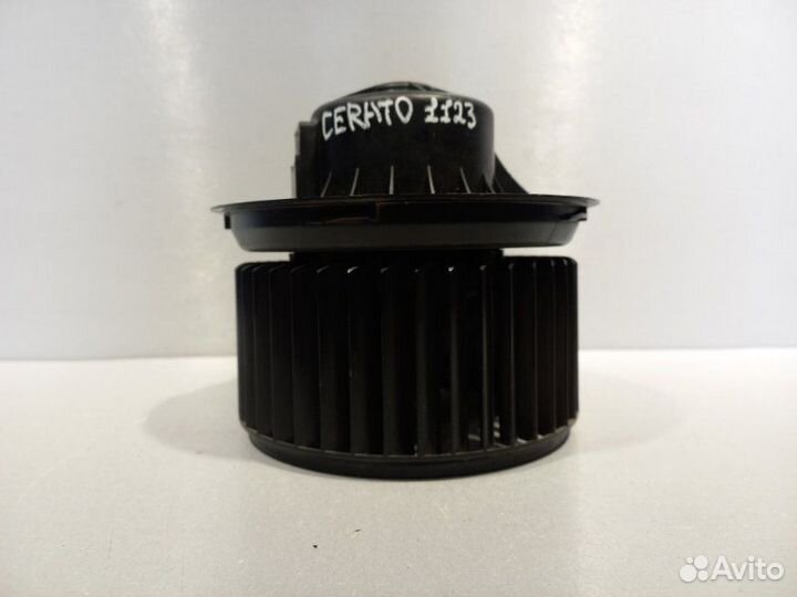 Моторчик печки Kia Cerato G4FC 2012